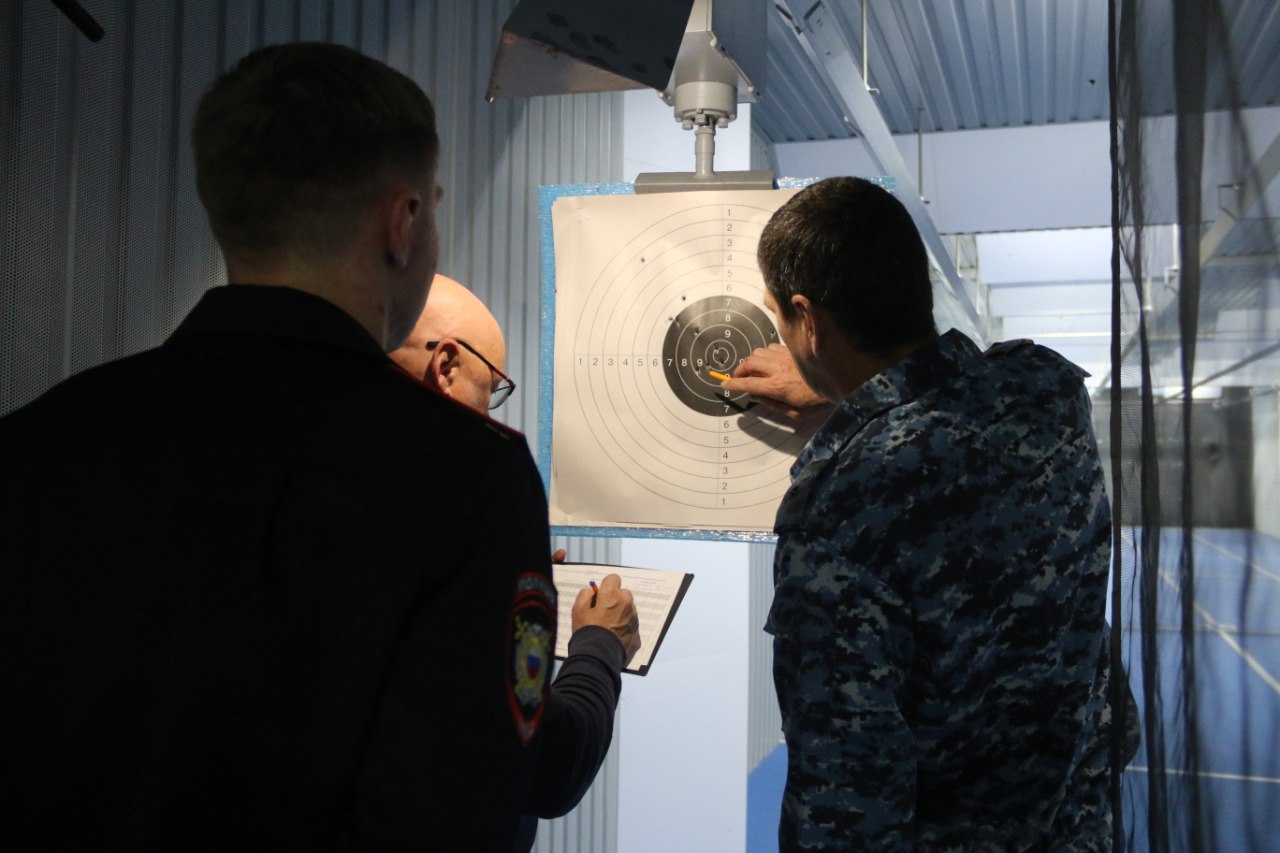 В Главном управлении МВД России по Ставропольскому краю определили лучших стрелков В Главном управлении МВД России по Ставропольскому краю определили лучших стрелков