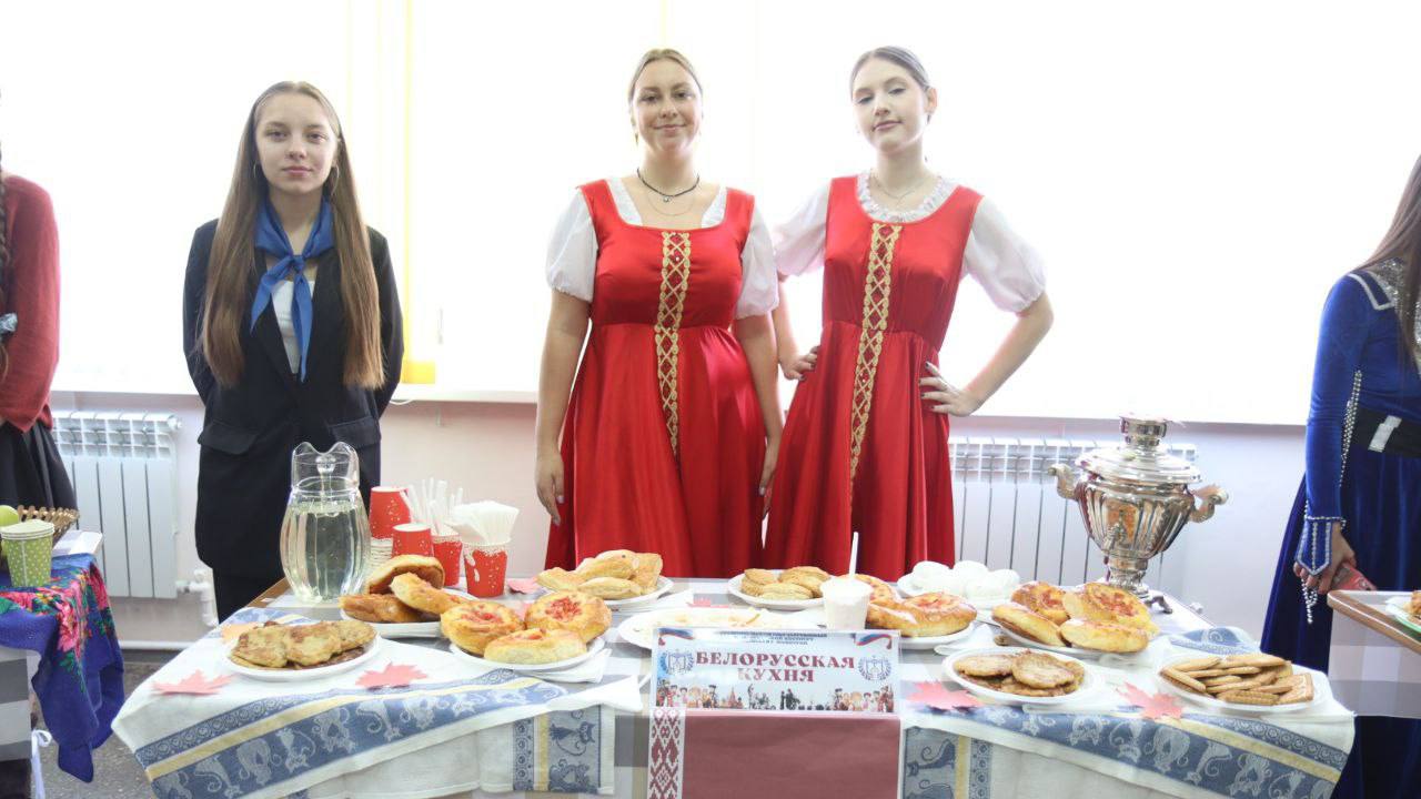 V КОНКУРС-ФЕСТИВАЛЬ «В ДРУЖБЕ НАРОДОВ – ЕДИНСТВО РОССИИ!» V КОНКУРС-ФЕСТИВАЛЬ «В ДРУЖБЕ НАРОДОВ – ЕДИНСТВО РОССИИ!»