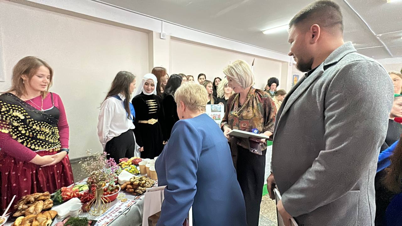 V КОНКУРС-ФЕСТИВАЛЬ «В ДРУЖБЕ НАРОДОВ – ЕДИНСТВО РОССИИ!» V КОНКУРС-ФЕСТИВАЛЬ «В ДРУЖБЕ НАРОДОВ – ЕДИНСТВО РОССИИ!»