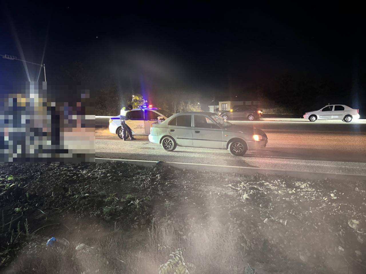 Иномарка сбила девушку с ребенком на подъезде к Ставрополю Иномарка сбила девушку с ребенком на подъезде к Ставрополю