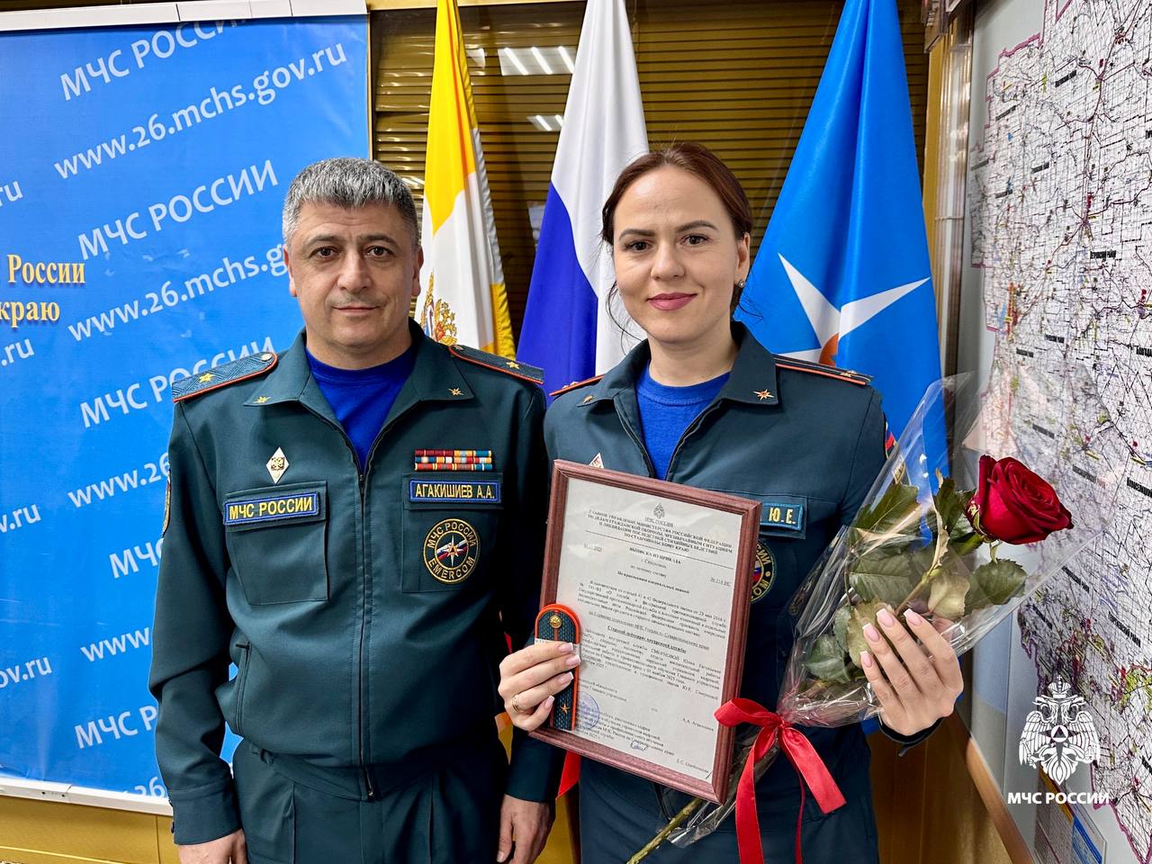 Сотрудникам МЧС Ставрополья присвоили очередные специальные звания Сотрудникам МЧС Ставрополья присвоили очередные специальные звания