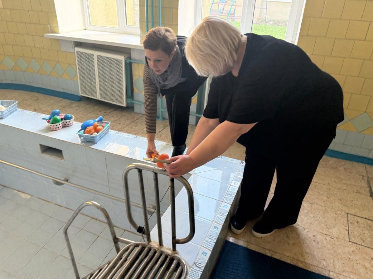 Заместитель главы администрации Пятигорска проверила состояние детского сада «Аленушка» после обращения родителей Заместитель главы администрации Пятигорска проверила состояние детского сада «Аленушка» после обращения родителей