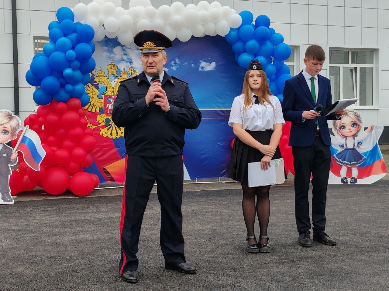 В Кировском округе прошло мероприятие, посвященное Дню памяти сотрудников органов внутренних дел Российской Федерации, погибших при исполнении служебных обязанностей В Кировском округе прошло мероприятие, посвященное Дню памяти сотрудников органов внутренних дел Российской Федерации, погибших при исполнении служебных обязанностей