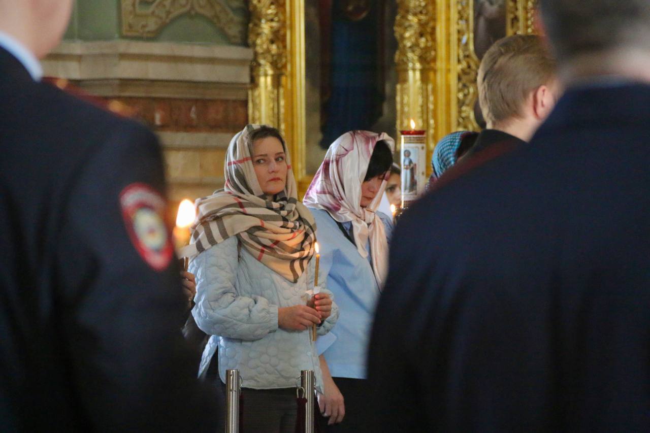 В Ставрополе почтили память сотрудников органов внутренних дел, погибших при исполнении служебных обязанностей В Ставрополе почтили память сотрудников органов внутренних дел, погибших при исполнении служебных обязанностей