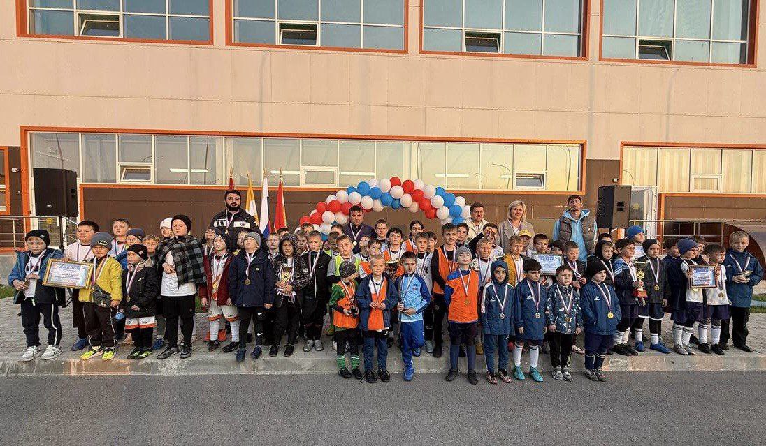 В НАШЕЙ ШКОЛЕ ПРОШЁЛ ФЕСТИВАЛЬ-ТУРНИР «КУБОК ЮНЫХ ЧЕМПИОНОВ» В НАШЕЙ ШКОЛЕ ПРОШЁЛ ФЕСТИВАЛЬ-ТУРНИР «КУБОК ЮНЫХ ЧЕМПИОНОВ»