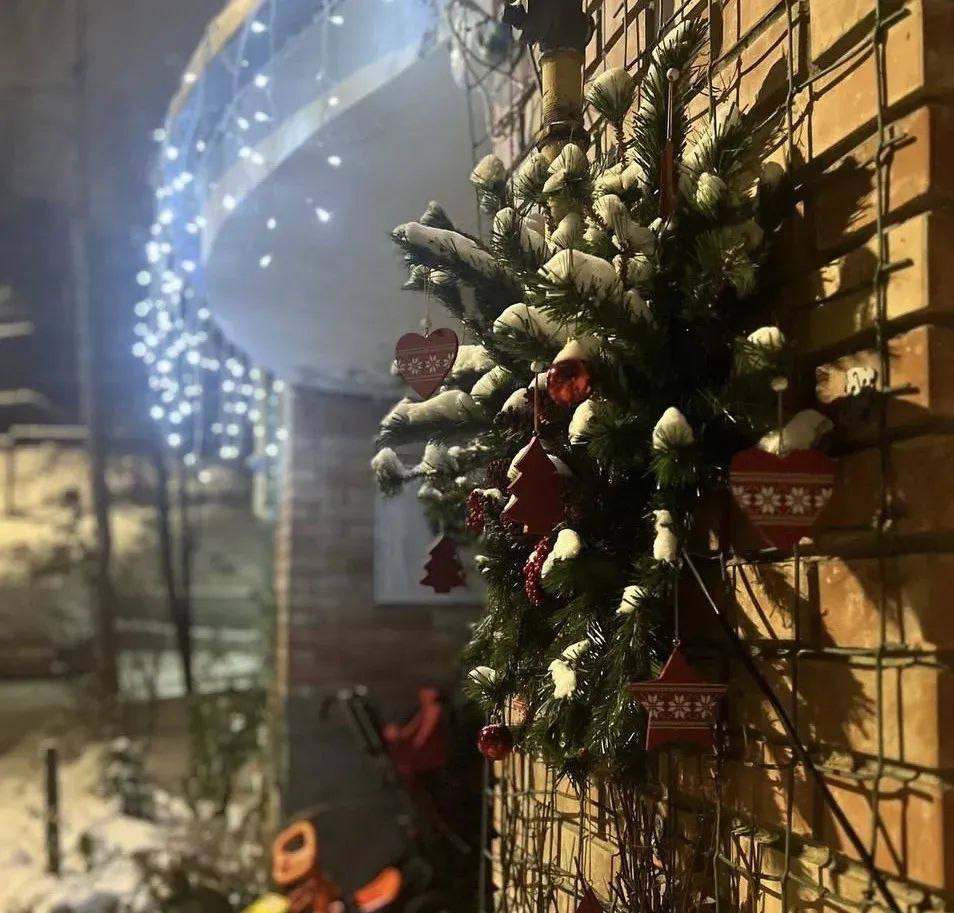 Дмитрий Ворошилов: Дорогие друзья!. Не за горами Новый год Дмитрий Ворошилов: Дорогие друзья!. Не за горами Новый год