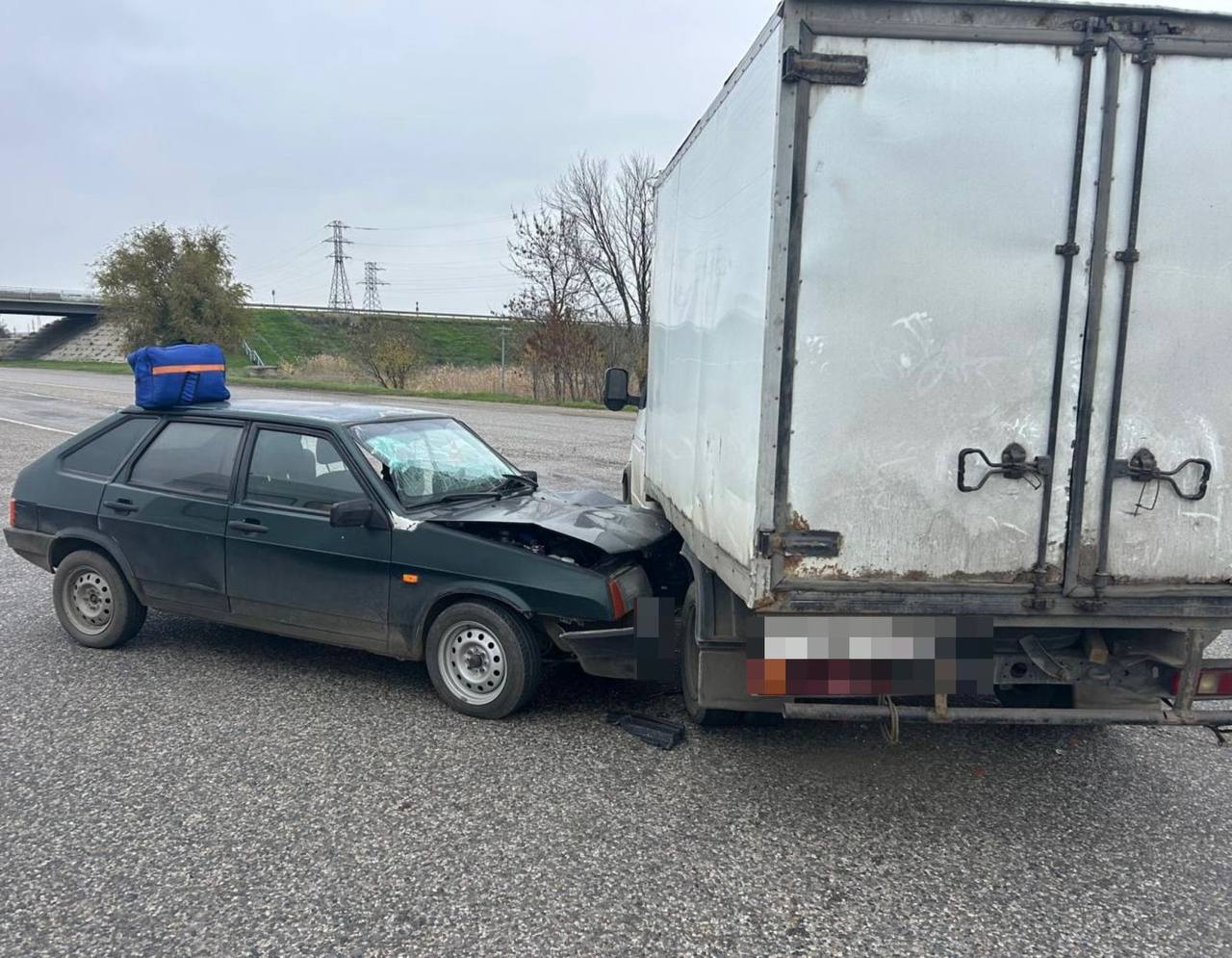 В Буденновском округе в результате нарушения проезда перекрестка пострадали 2 человека