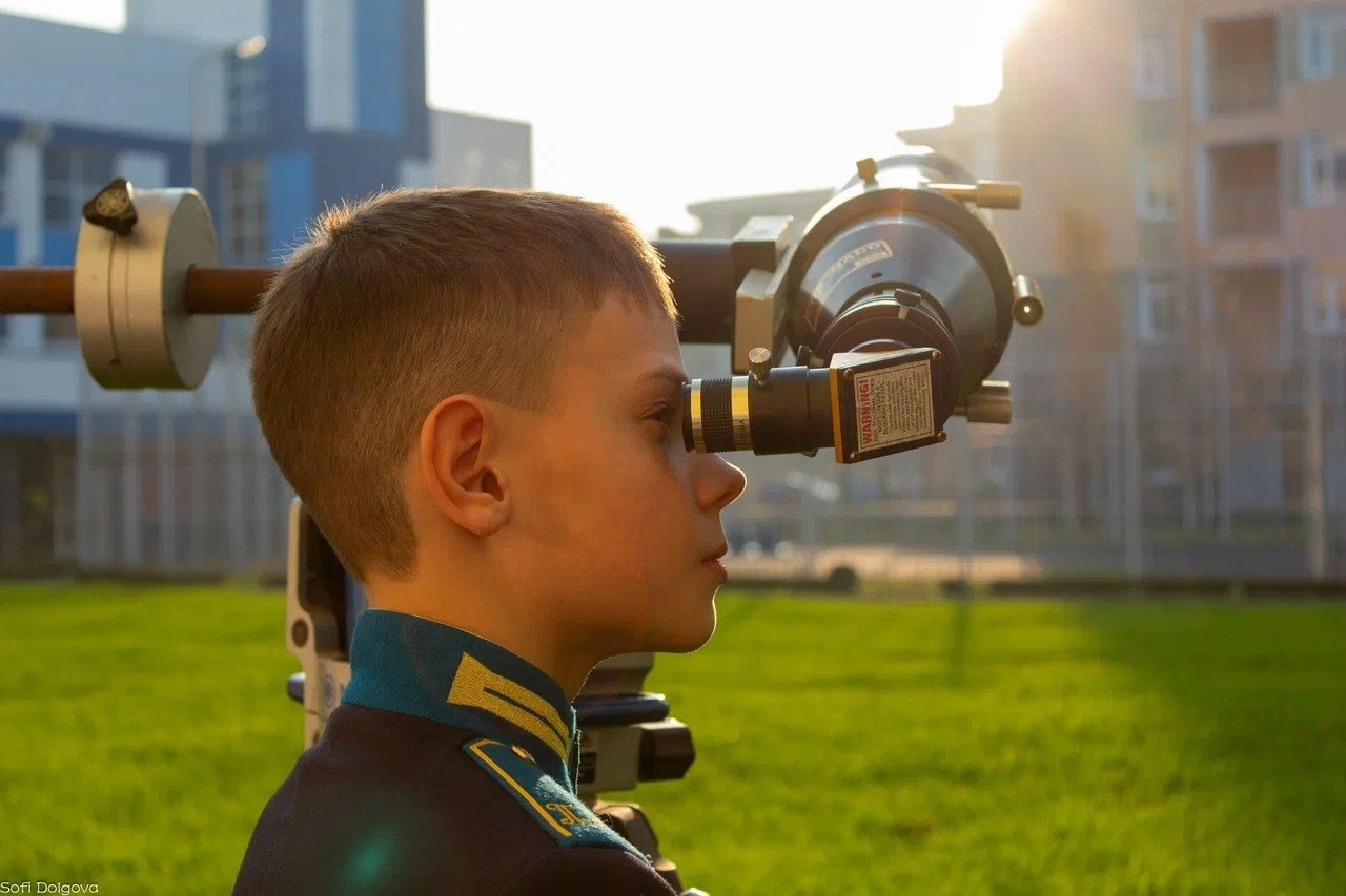 «Автостопом по Вселенной». На базе Физико-технического факультета Северо-Кавказского федерального университета проходит форум Научной астрономической школы «Автостопом по Вселенной». На базе Физико-технического факультета Северо-Кавказского федерального университета проходит форум Научной астрономической школы