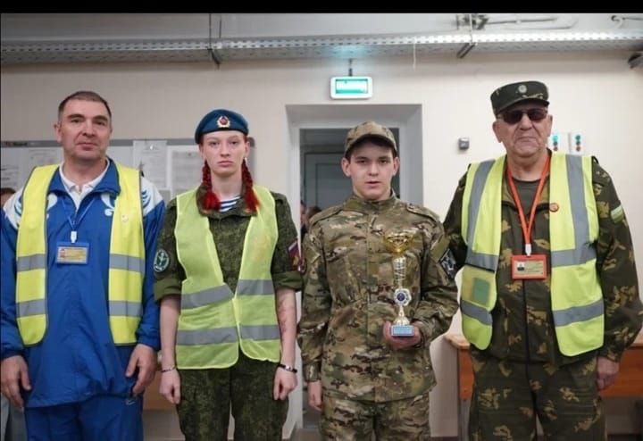 На базе стрелкового тира МБОУ СОШ N 8 г. Ессентуки На базе стрелкового тира МБОУ СОШ N 8 г. Ессентуки