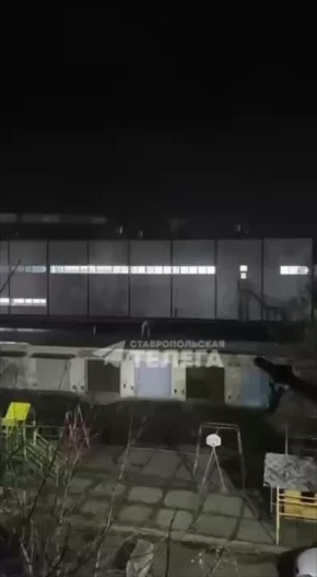 Голый неадекват бегал этой ночью по гаражам на улице Ленина в Ставрополе