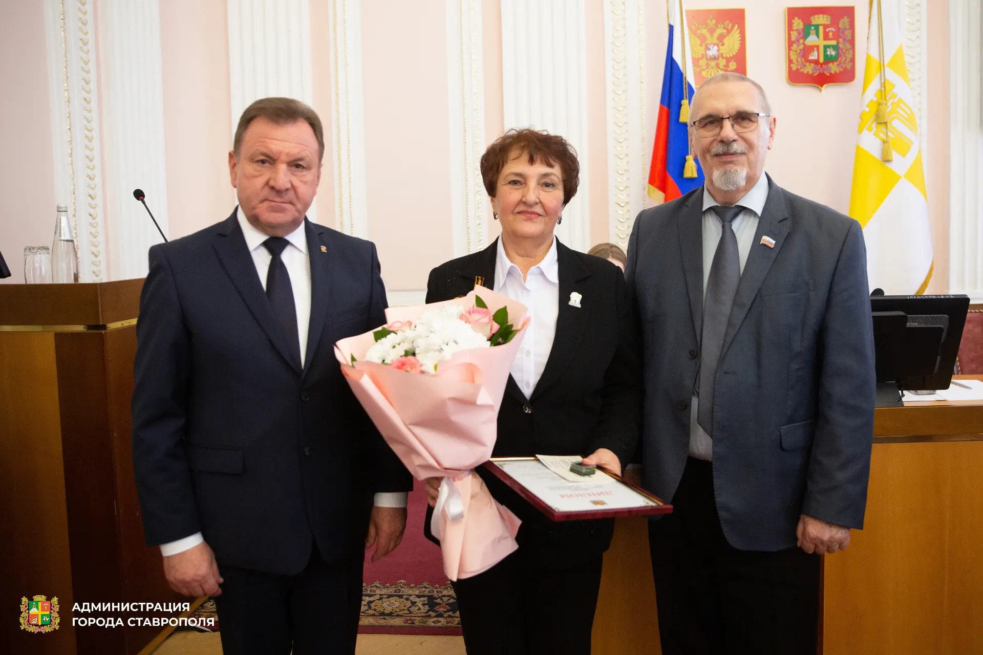 В Ставрополе на очередном заседании администрации состоялось торжественное награждение ветеранов, получивших в этом году звание «Почетный ветеран города Ставрополя» В Ставрополе на очередном заседании администрации состоялось торжественное награждение ветеранов, получивших в этом году звание «Почетный ветеран города Ставрополя»