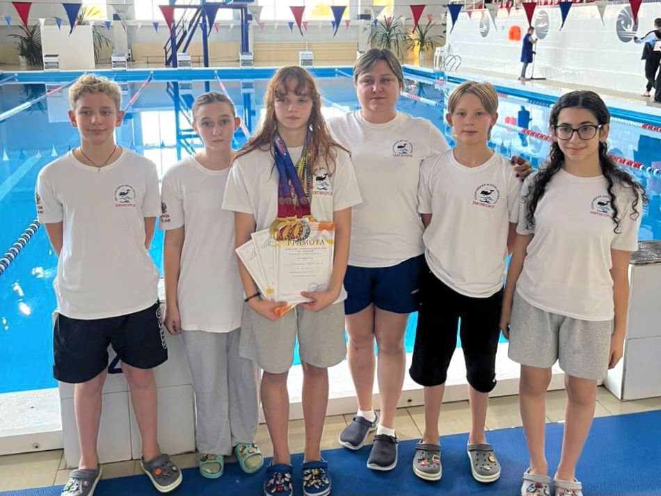 Пятигорские пловцы завоевали путевки на всероссийские соревнования Пятигорские пловцы завоевали путевки на всероссийские соревнования
