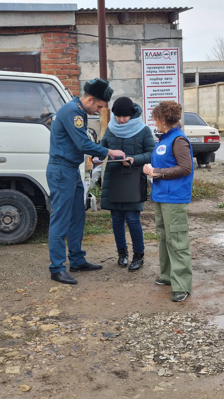 Татьяна Москалькова: В рамках благотворительной акции «ОБНИМАЕМ ЗАБОТОЙ», направленной на поддержку материнства и детства, в Ставропольский край силами МЧС России отправлена гуманитарная колонна с грузом премиальных молочных... Татьяна Москалькова: В рамках благотворительной акции «ОБНИМАЕМ ЗАБОТОЙ», направленной на поддержку материнства и детства, в Ставропольский край силами МЧС России отправлена гуманитарная колонна с грузом премиальных молочных...