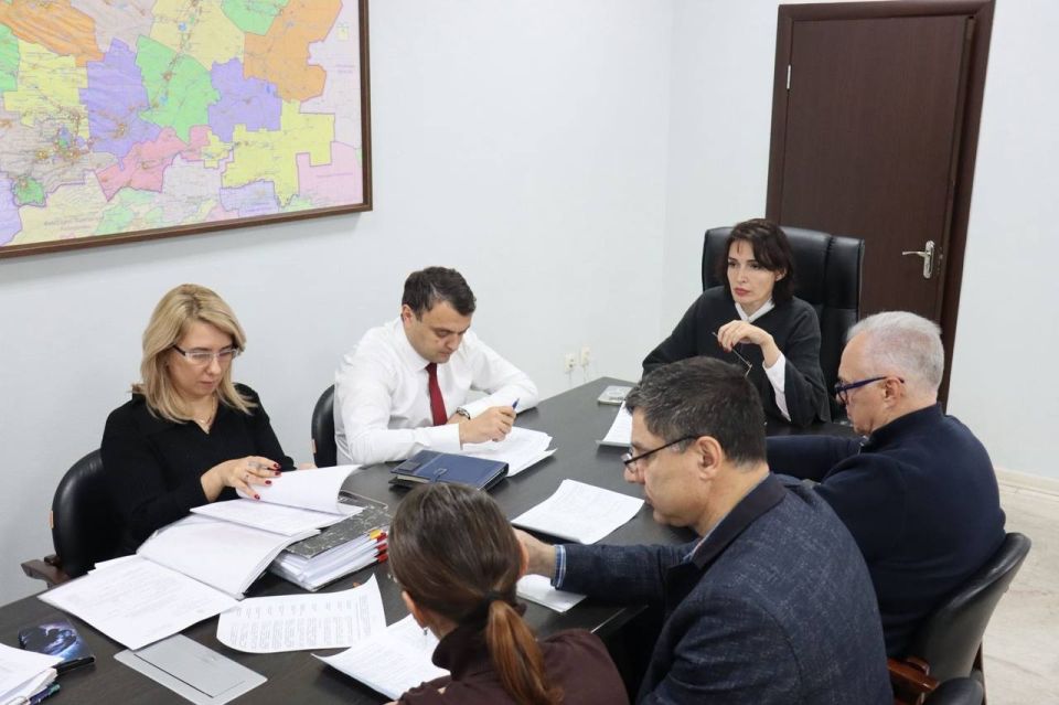 В Министерстве физической культуры и спорта Ставропольского края продолжается работа по государственной аккредитации региональных общественных организаций, претендующих на статус спортивных федераций