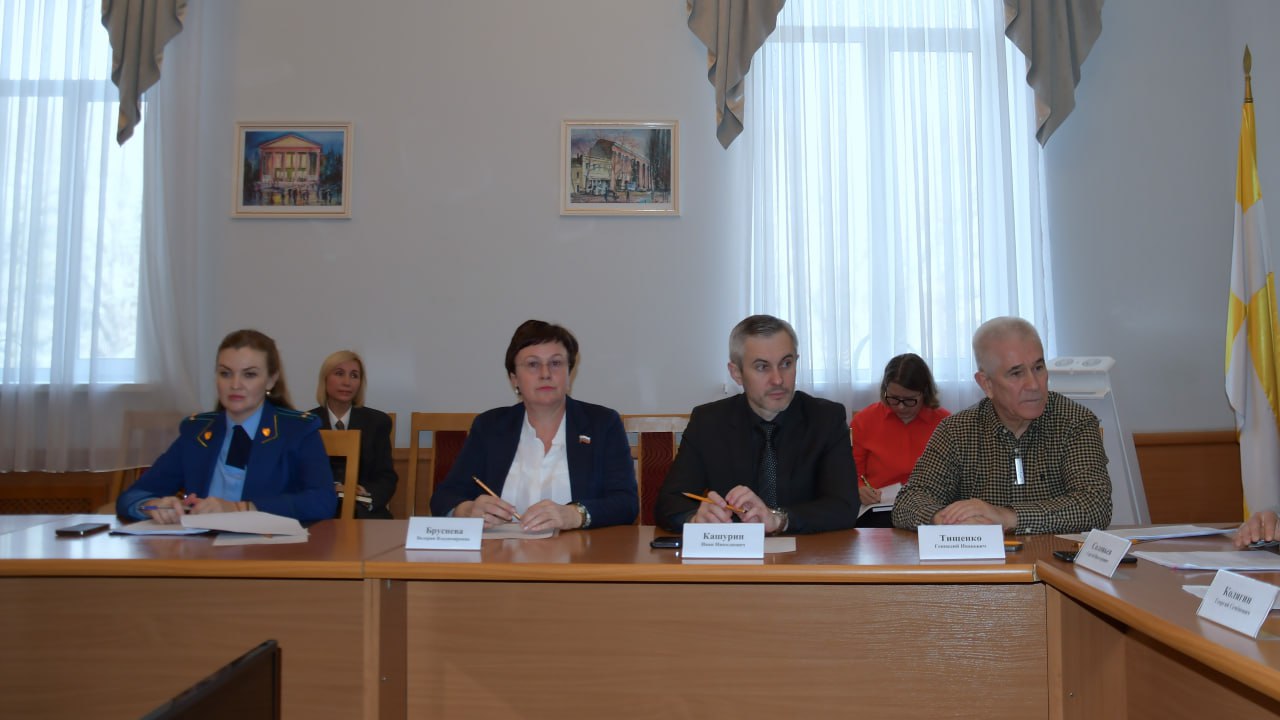 В городской Думе заслушали отчет о поступлении и расходовании средств, выделенных на проведение досрочных муниципальных выборов В городской Думе заслушали отчет о поступлении и расходовании средств, выделенных на проведение досрочных муниципальных выборов