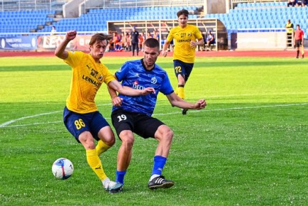 «Динамо» снова на вершине. Юбилейную, 20-ю победу отпраздновали в первенстве России в первой группе дивизиона «Б» второй лиги футболисты ставропольского «Динамо»