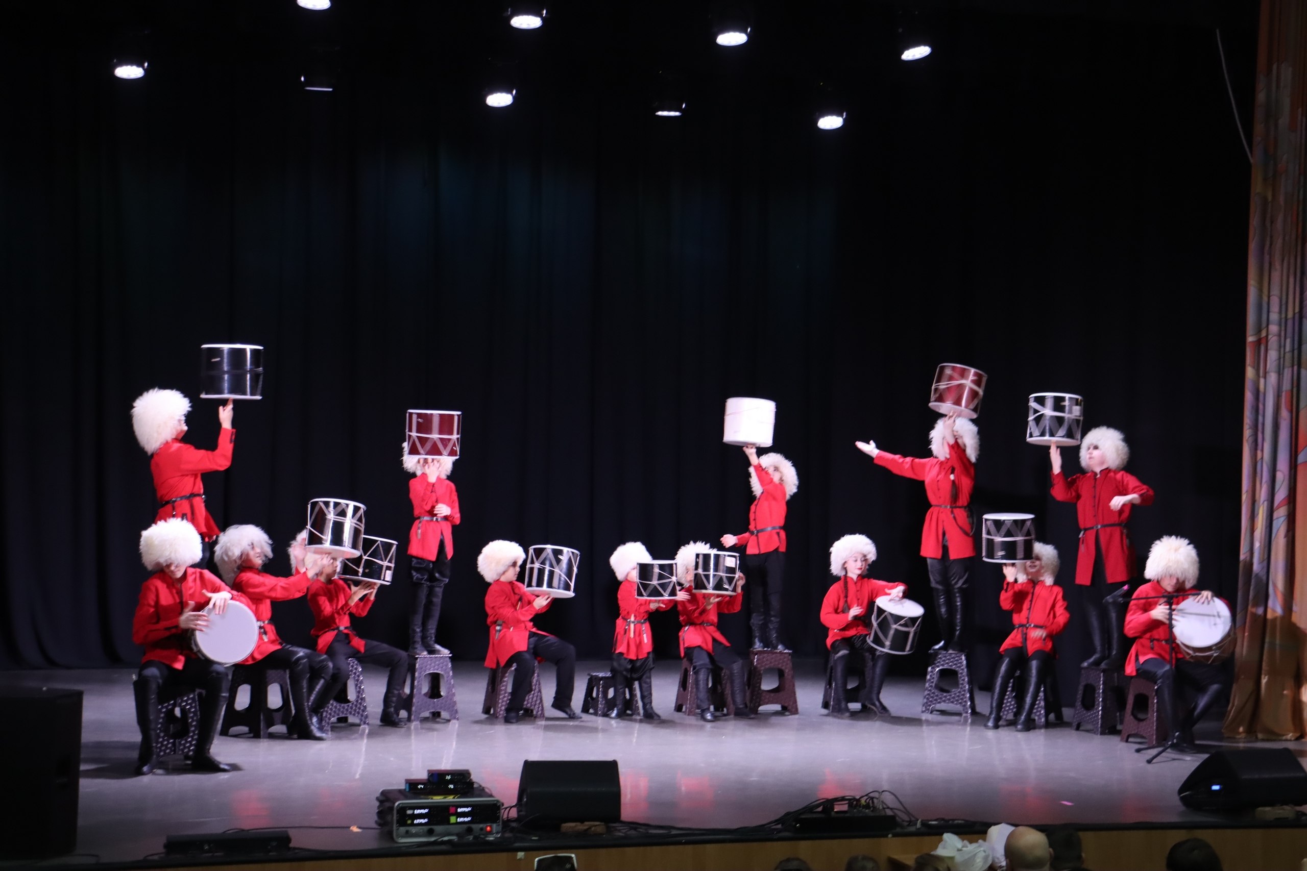 Фестиваль сценического искусства "Яркая жемчужина" состоялся на базе ГДК