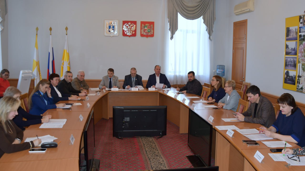 В городской Думе заслушали отчет о поступлении и расходовании средств, выделенных на проведение досрочных муниципальных выборов