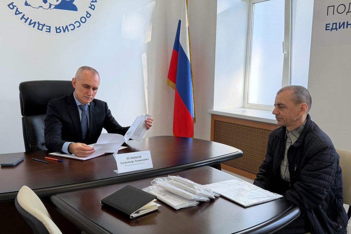 Работа с населением: депутаты Думы Ставрополя провели личные приемы граждан и встречи с жителями