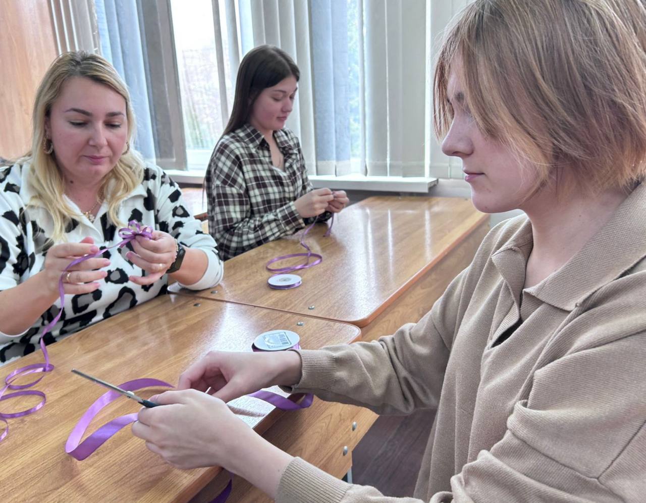 ПРЕПОДАВАЛИ И СТУДЕНТЫ ФИЛИАЛ СГПИ В Г. ЕССЕНТУКИ ПОДДЕРЖАЛИ ВСЕРОССИЙСКУЮ АКЦИЮ «МНЕ НЕ ФИОЛЕТОВО» В МЕЖДУНАРОДНЫЙ ДЕНЬ НЕДОНОШЕННЫХ ДЕТЕЙ ПРЕПОДАВАЛИ И СТУДЕНТЫ ФИЛИАЛ СГПИ В Г. ЕССЕНТУКИ ПОДДЕРЖАЛИ ВСЕРОССИЙСКУЮ АКЦИЮ «МНЕ НЕ ФИОЛЕТОВО» В МЕЖДУНАРОДНЫЙ ДЕНЬ НЕДОНОШЕННЫХ ДЕТЕЙ