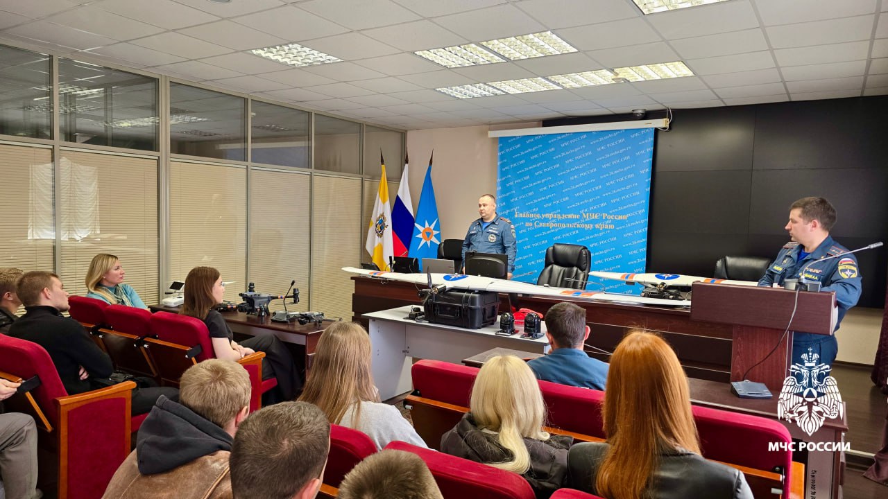 Будущие специалисты безопасности пришли на экскурсию Будущие специалисты безопасности пришли на экскурсию