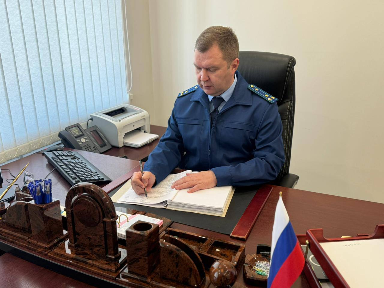 По постановлению прокурора замглавы муниципалитета оштрафован за отсутствие ответа заявителю