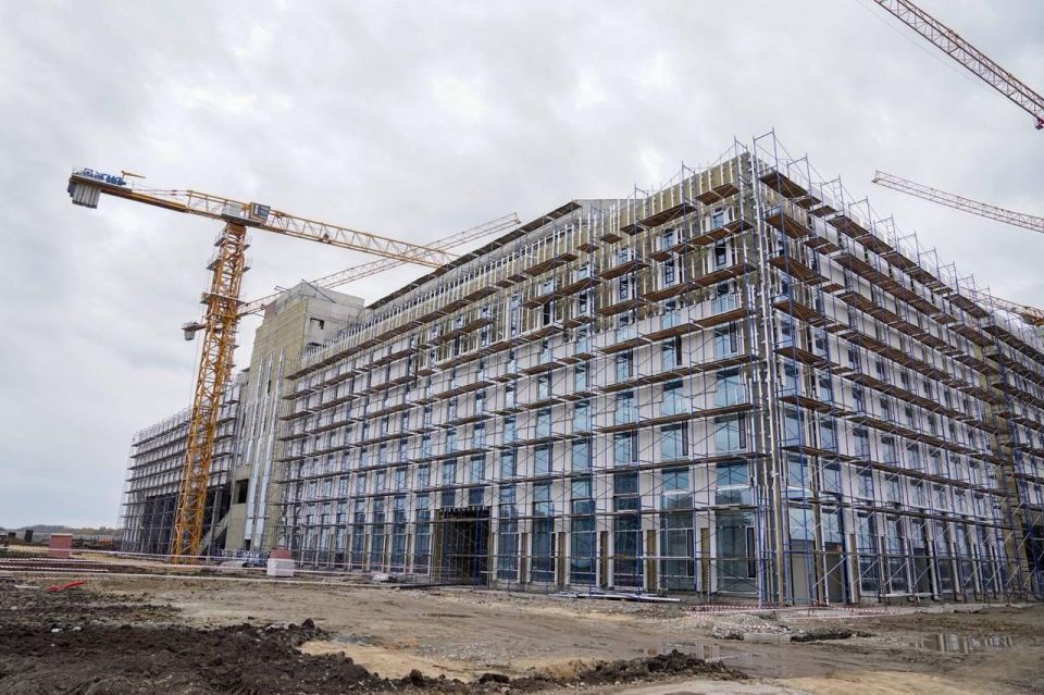 Замминистра энергетики Ставрополья: все работы в «Школе 21» закончат к концу года