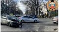 Две легковушки столкнулись в центре Ставрополя