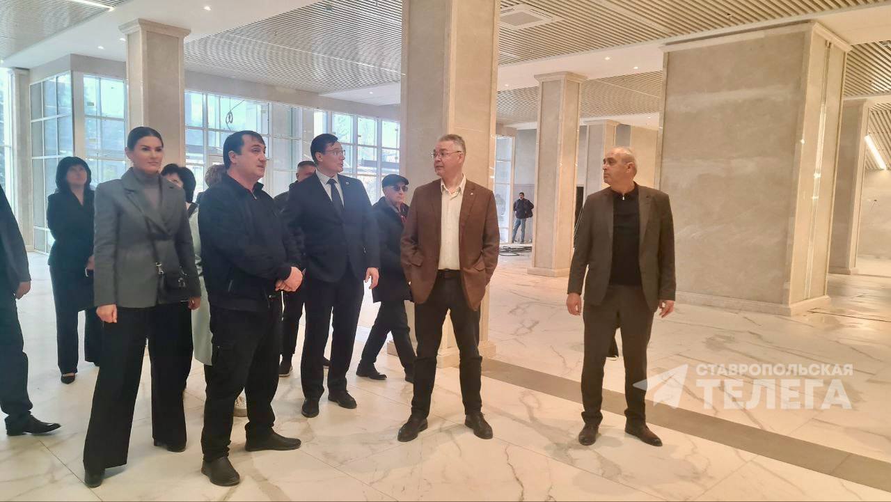 Новый хирургическтий корпус Кисловодской городской больницы уже в следующем году примет первых пациентов Новый хирургическтий корпус Кисловодской городской больницы уже в следующем году примет первых пациентов