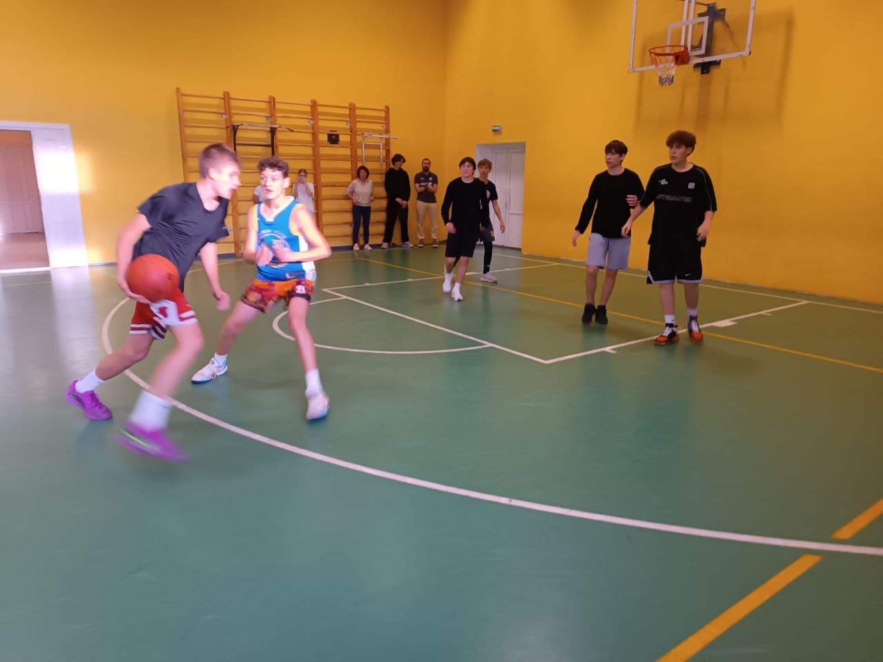 На базе МБОУ СОШ 8 г. Ессентуки прошли муниципальные соревнования по баскетболу 3х3 по программе "Президентских игр" На базе МБОУ СОШ 8 г. Ессентуки прошли муниципальные соревнования по баскетболу 3х3 по программе "Президентских игр"