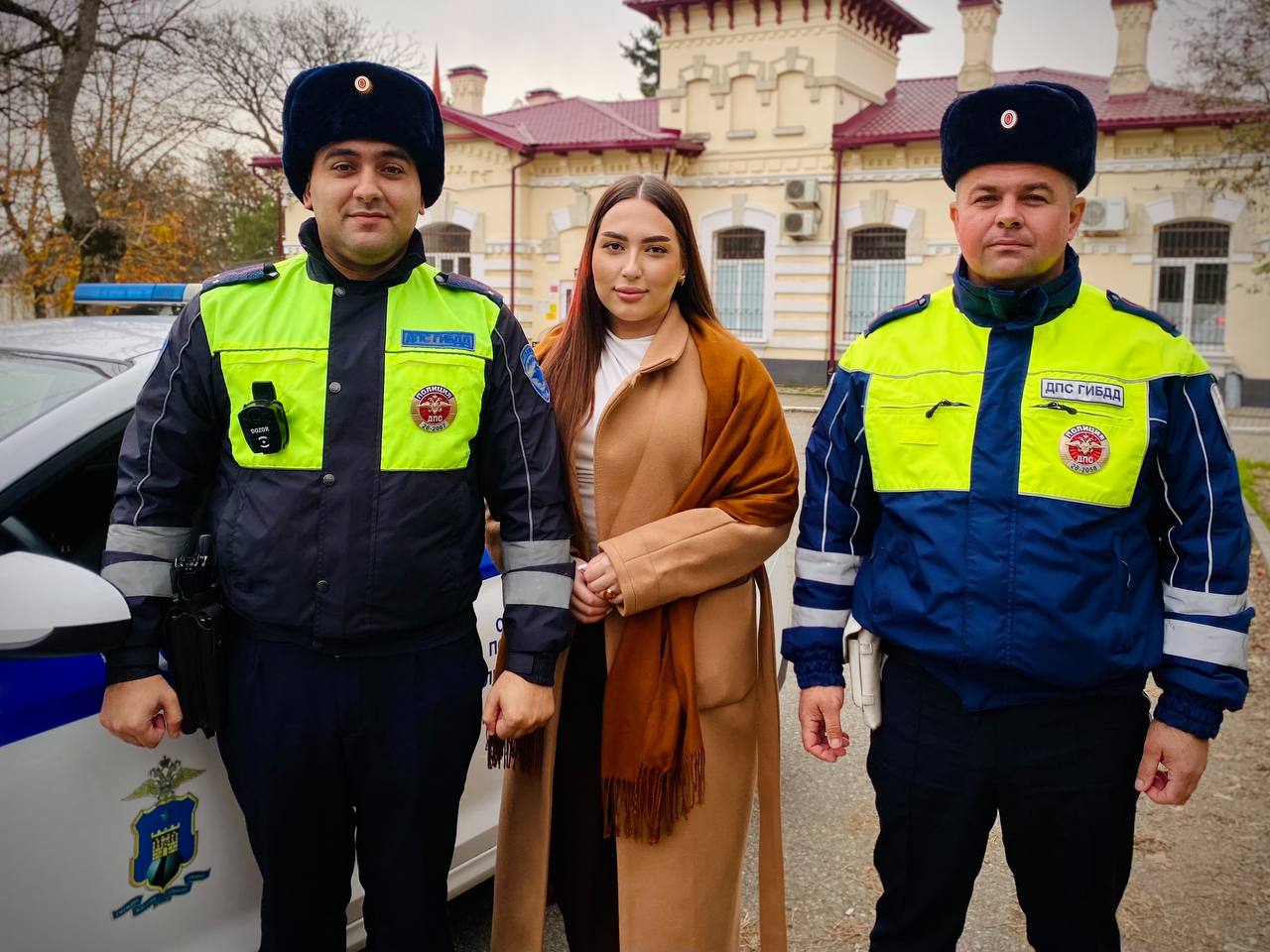 В Железноводске сотрудники Госавтоинспекции оказали помощь автолюбительнице, которая не смогла продолжить движение из-за севшего аккумулятора В Железноводске сотрудники Госавтоинспекции оказали помощь автолюбительнице, которая не смогла продолжить движение из-за севшего аккумулятора