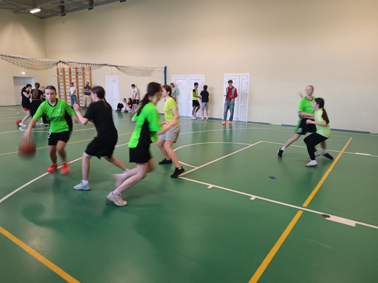 На базе МБОУ СОШ 8 г. Ессентуки прошли муниципальные соревнования по баскетболу 3х3 по программе "Президентских игр" На базе МБОУ СОШ 8 г. Ессентуки прошли муниципальные соревнования по баскетболу 3х3 по программе "Президентских игр"