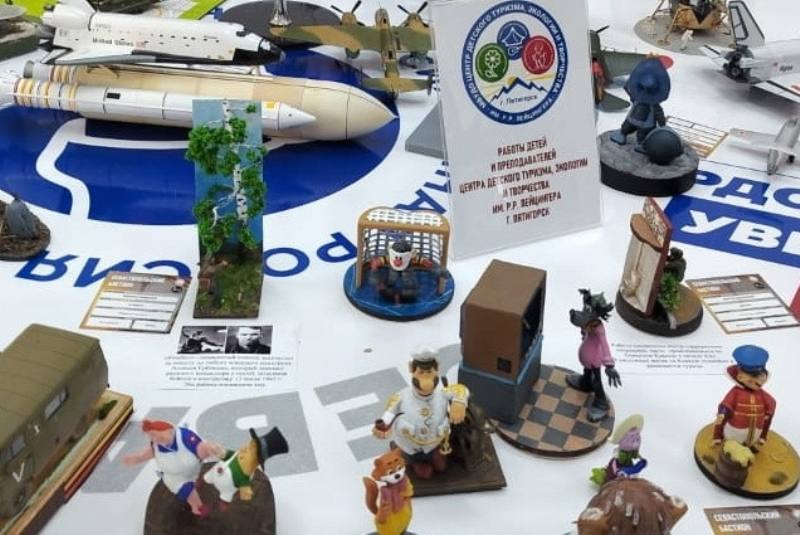 Дмитрий Ворошилов: Пятигорские школьники заняли призовые места по итогам юбилейного V Всероссийского фестиваля стендового моделизма в Севастополе Дмитрий Ворошилов: Пятигорские школьники заняли призовые места по итогам юбилейного V Всероссийского фестиваля стендового моделизма в Севастополе