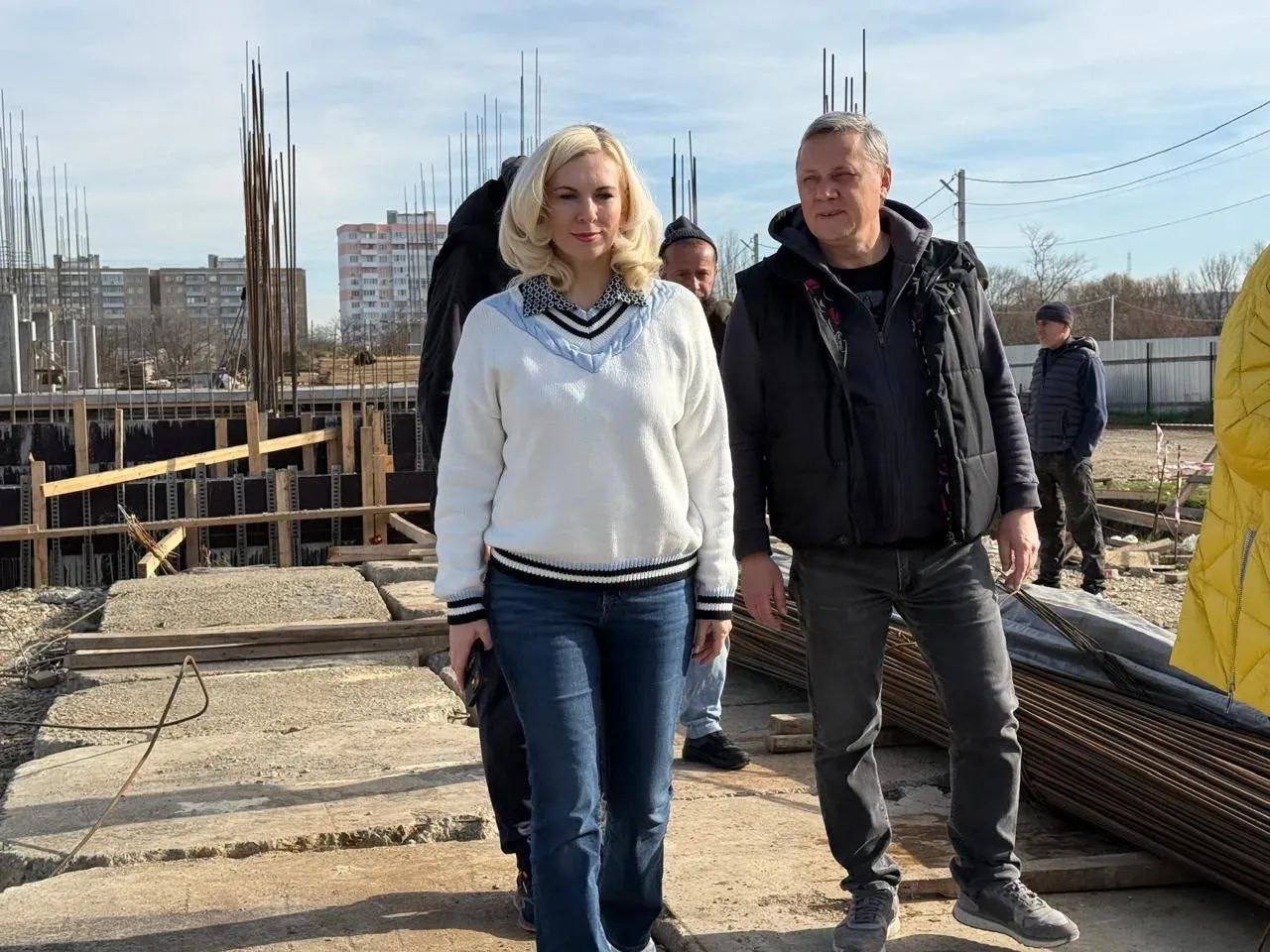 Дмитрий Ворошилов: Сегодня вместе с министром образования Ставропольского края Марией Смагиной объехали объекты, где ведутся работы по капитальному ремонту и строительству образовательных учреждений Дмитрий Ворошилов: Сегодня вместе с министром образования Ставропольского края Марией Смагиной объехали объекты, где ведутся работы по капитальному ремонту и строительству образовательных учреждений