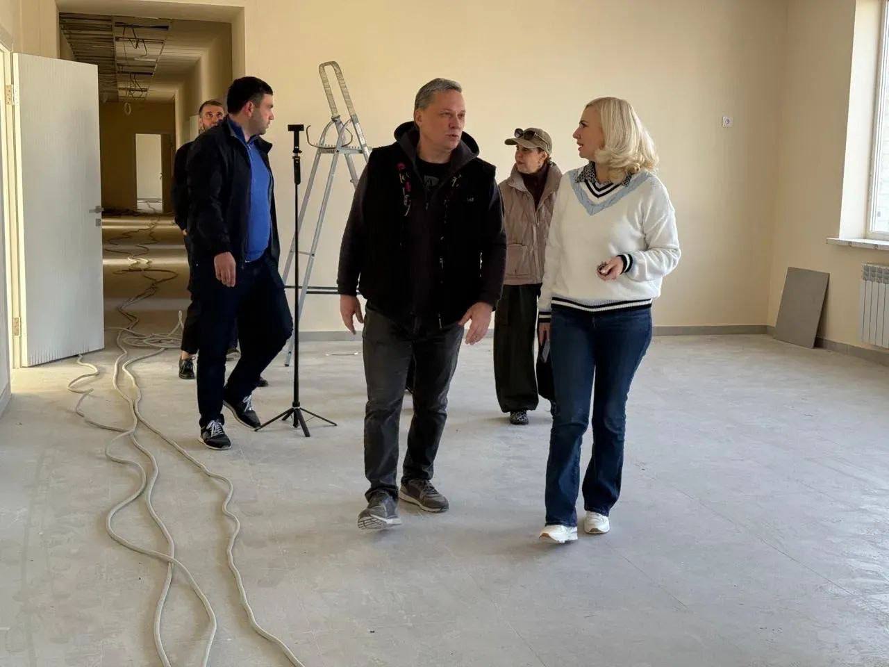 Дмитрий Ворошилов: Сегодня вместе с министром образования Ставропольского края Марией Смагиной объехали объекты, где ведутся работы по капитальному ремонту и строительству образовательных учреждений Дмитрий Ворошилов: Сегодня вместе с министром образования Ставропольского края Марией Смагиной объехали объекты, где ведутся работы по капитальному ремонту и строительству образовательных учреждений