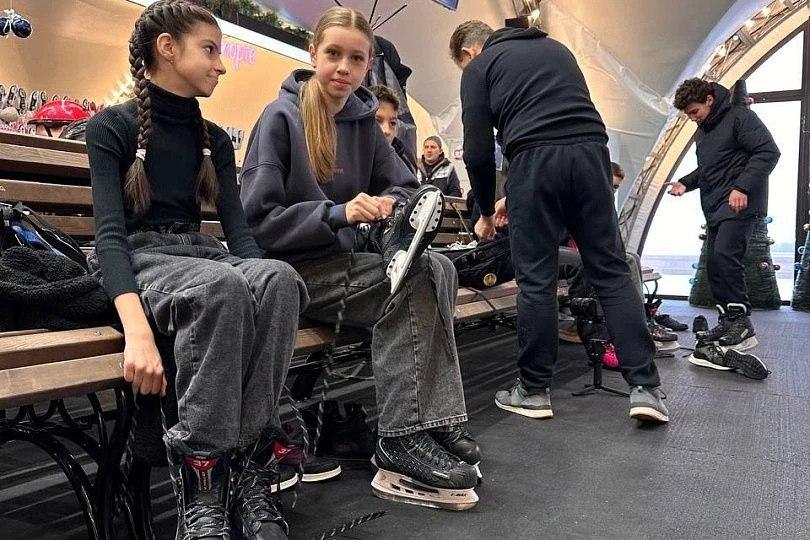 В прошедшую субботу в Ставрополе открылся ледовый каток «В сердце города» В прошедшую субботу в Ставрополе открылся ледовый каток «В сердце города»