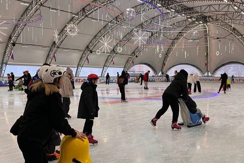 В прошедшую субботу в Ставрополе открылся ледовый каток «В сердце города»