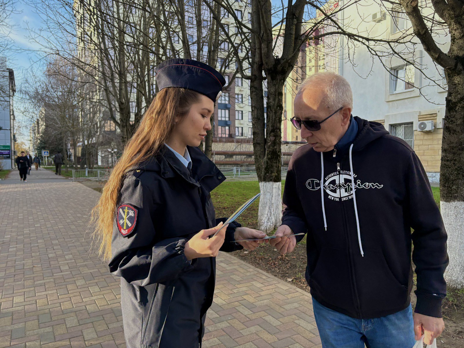 В Ставрополе полицейские провели акцию «Стоп-мошенник!» для жителей и гостей краевой столицы В Ставрополе полицейские провели акцию «Стоп-мошенник!» для жителей и гостей краевой столицы