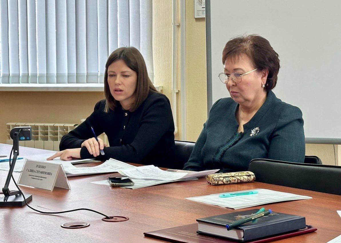 Исполняющий обязанности руководителя следственного управления СК России по Ставропольскому краю провел личный прием граждан из числа детей-сирот и детей, оставшихся без попечения родителей Исполняющий обязанности руководителя следственного управления СК России по Ставропольскому краю провел личный прием граждан из числа детей-сирот и детей, оставшихся без попечения родителей