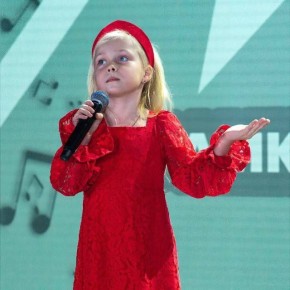 «По заказу не поет!»: как Маша Никулина из Ставрополя пробилась в финал «Голоса»