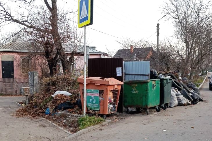 ВИДИТЕ НАВАЛЫ? ИХ УЖЕ НЕТ Эти площадки в Ессентуках убраны ВИДИТЕ НАВАЛЫ? ИХ УЖЕ НЕТ Эти площадки в Ессентуках убраны