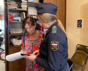 Пенсионерка переделала пол, чтобы соседи могли спать спокойно