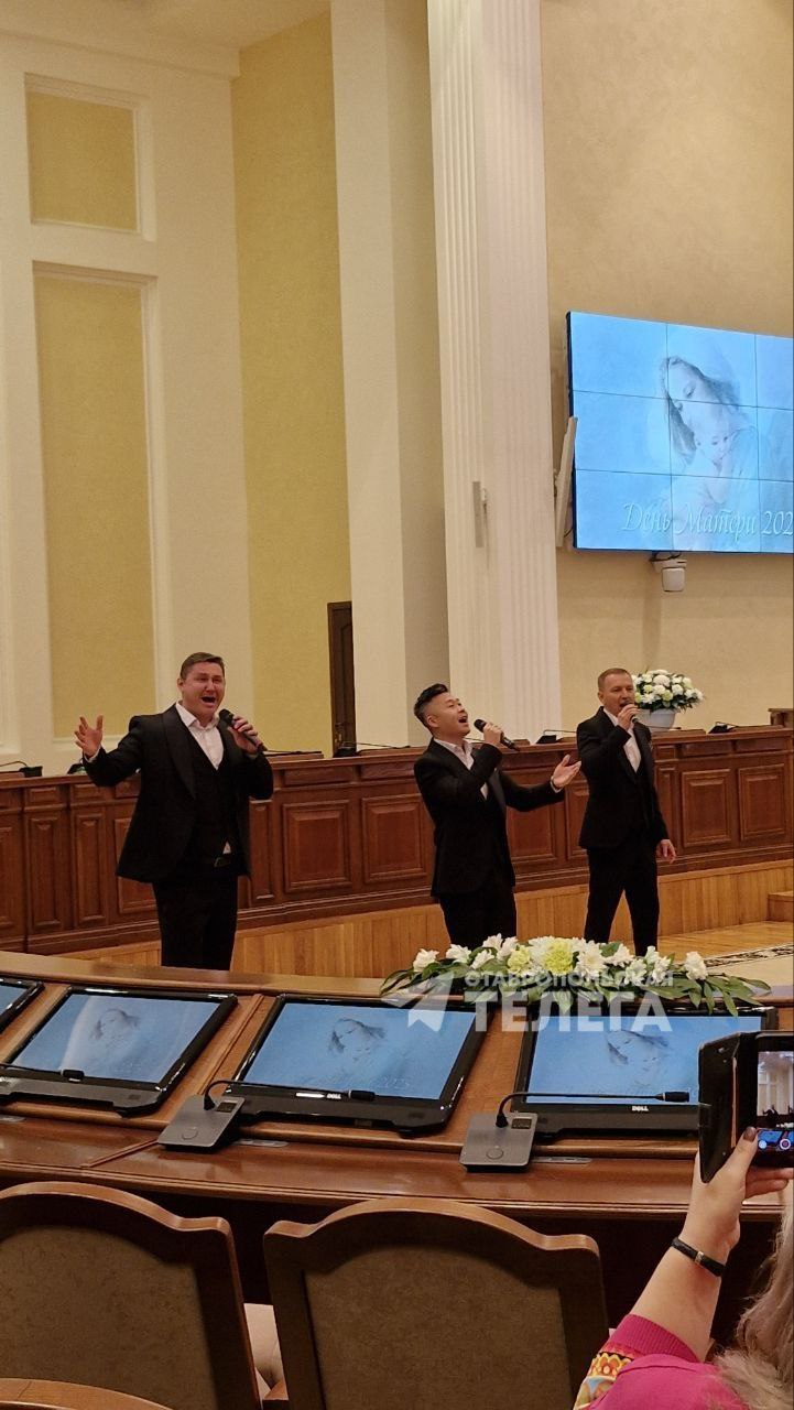 64 многодетные мамы Ставрополья награждены медалями «Материнская слава» трех степеней в преддверии Дня матери 64 многодетные мамы Ставрополья награждены медалями «Материнская слава» трех степеней в преддверии Дня матери