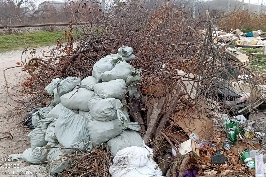 ВИДИТЕ НАВАЛЫ? ИХ УЖЕ НЕТ Эти площадки в Ессентуках убраны ВИДИТЕ НАВАЛЫ? ИХ УЖЕ НЕТ Эти площадки в Ессентуках убраны