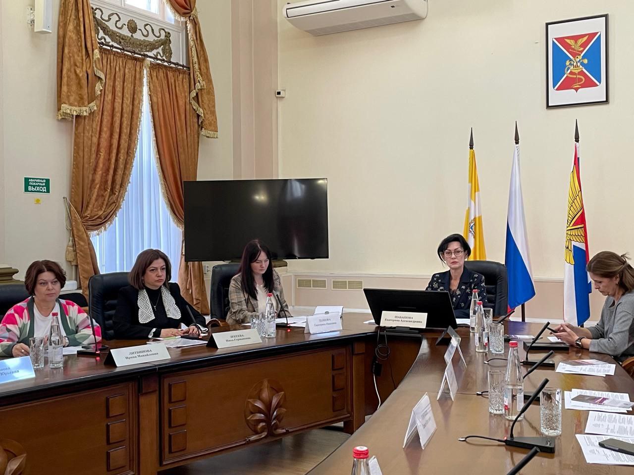 В Ессентуках обсудили меры по профилактике правонарушений и правовому просвещению граждан В Ессентуках обсудили меры по профилактике правонарушений и правовому просвещению граждан