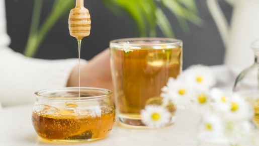 Действительно ли мед полезнее сахара: диетолог дал честный ответ