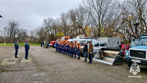 Учения огнеборцев на реальном промышленном объекте повышают их готовность к чрезвычайным ситуациям