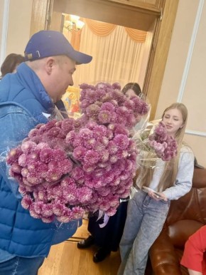 Поздравили мам на мероприятии в Доме для мамы и ессентукские депутаты