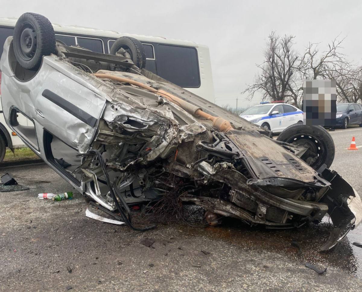 В Буденновском округе на федеральной автодороге в результате автоаварии пострадал один человек В Буденновском округе на федеральной автодороге в результате автоаварии пострадал один человек