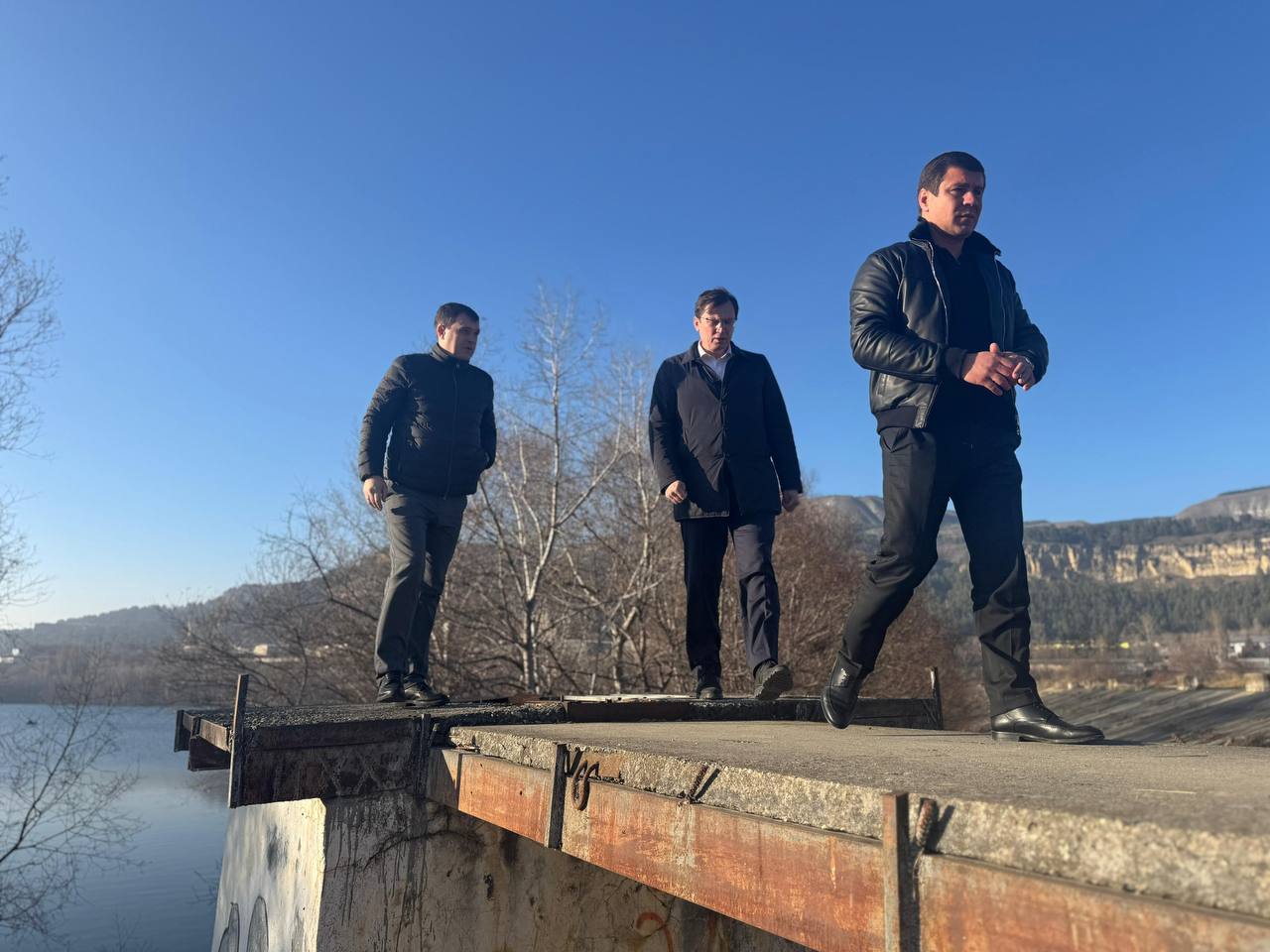 Евгений Моисеев: Обсудили ход проектных работ по подготовке к капитальному ремонту дамбы Нового озера Евгений Моисеев: Обсудили ход проектных работ по подготовке к капитальному ремонту дамбы Нового озера